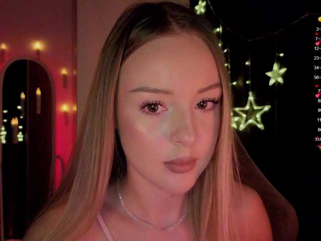 Nestyzz's BongaCams show and profile