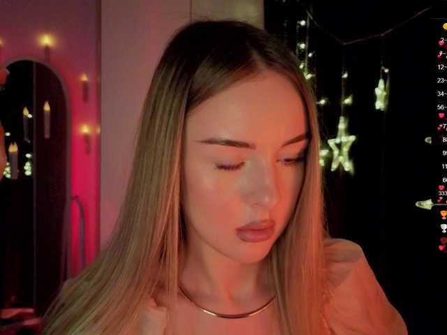 Nestyzz's BongaCams show and profile