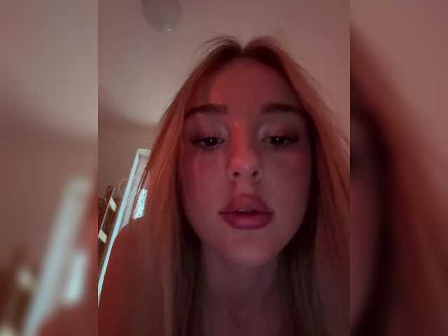 Nestyzz from BongaCams