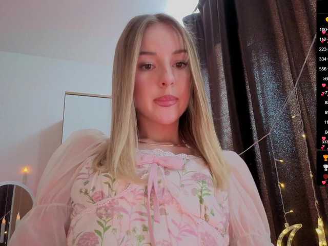 Nestyzz's BongaCams show and profile