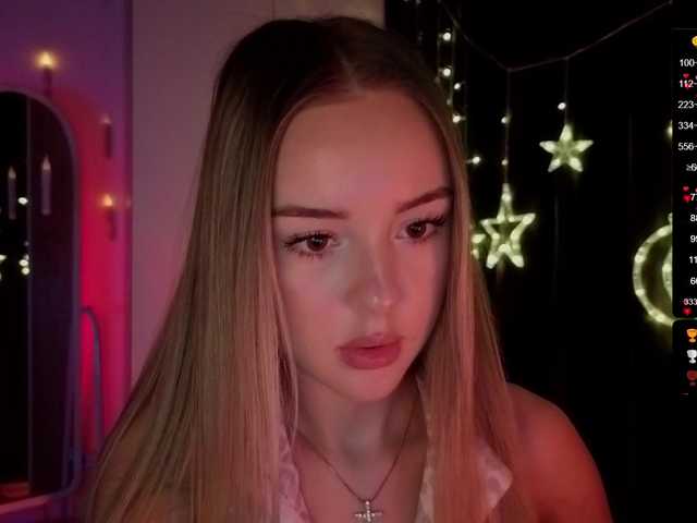 Nestyzz's BongaCams show and profile