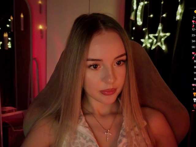 Nestyzz's BongaCams show and profile