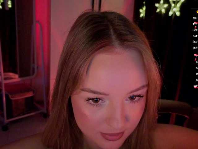 Nestyzz's BongaCams show and profile