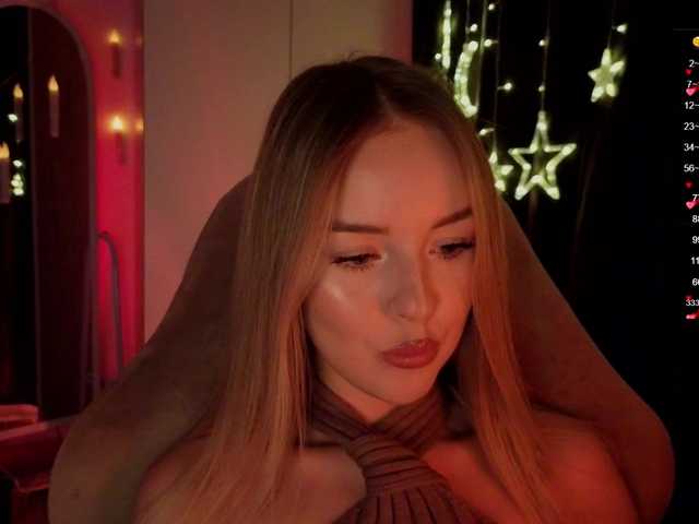 Nestyzz's BongaCams show and profile