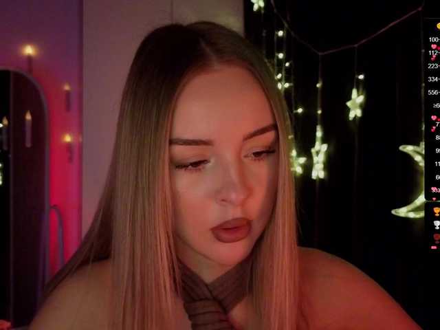 Nestyzz's BongaCams show and profile