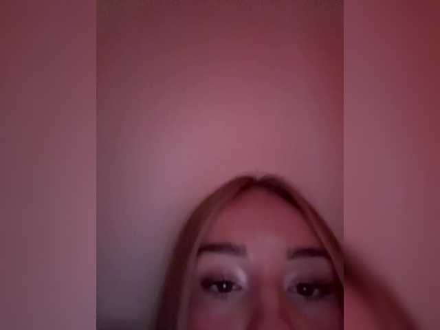 Nestyzz from BongaCams