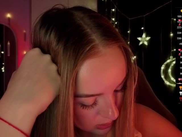 Nestyzz's BongaCams show and profile