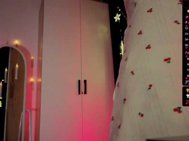 Nestyzz's BongaCams show and profile