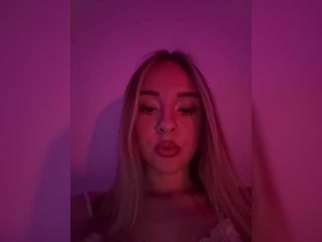 Nestyzz from BongaCams