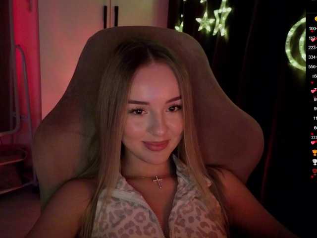 Nestyzz's BongaCams show and profile