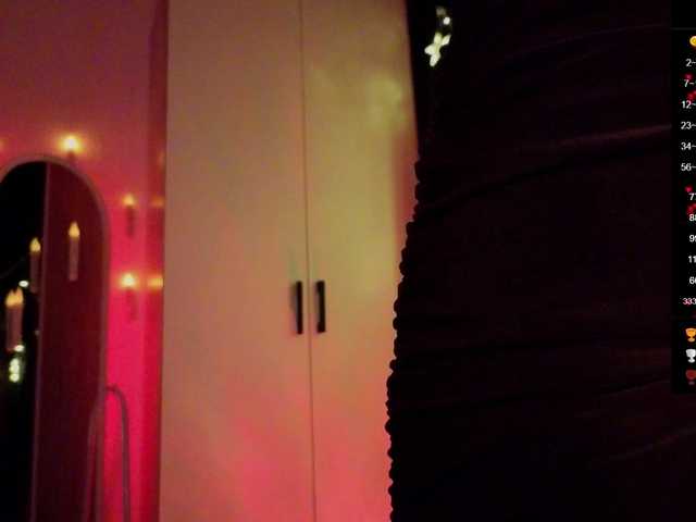 Nestyzz's BongaCams show and profile