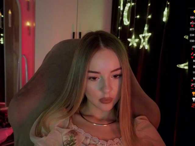 Nestyzz's BongaCams show and profile