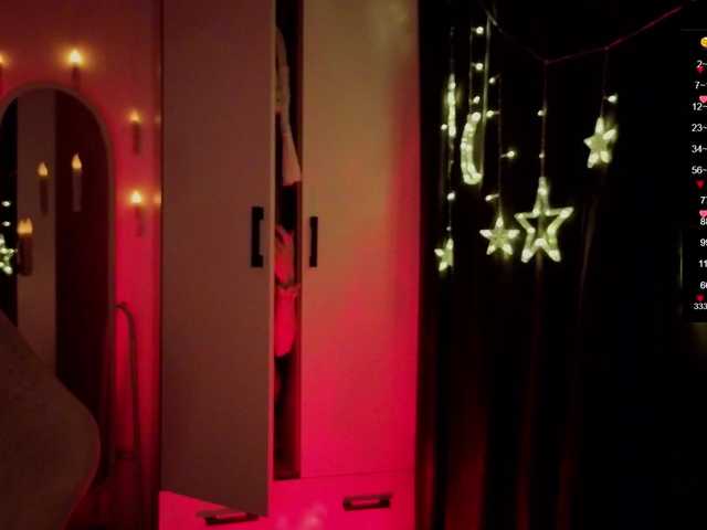 Nestyzz's BongaCams show and profile