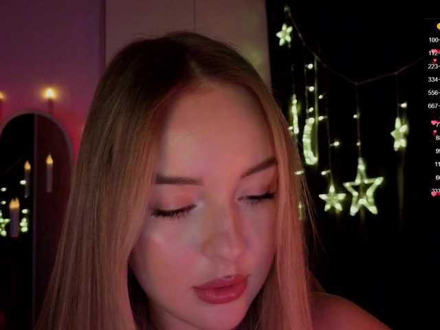 Nestyzz's BongaCams show and profile