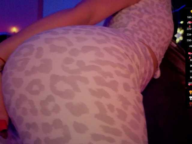 Nestyzz's BongaCams show and profile