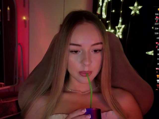 Nestyzz's BongaCams show and profile