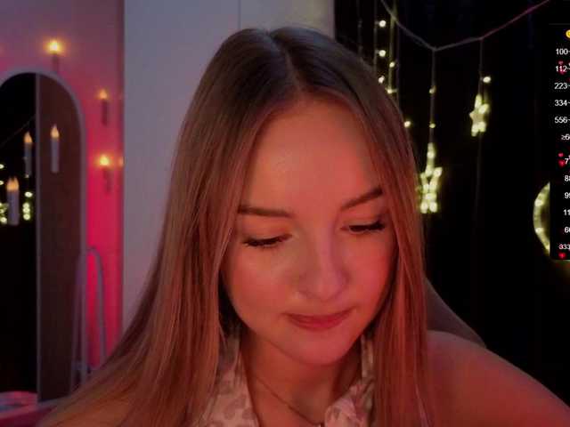 Nestyzz's BongaCams show and profile