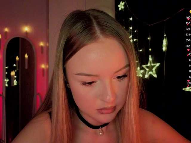 Nestyzz's BongaCams show and profile