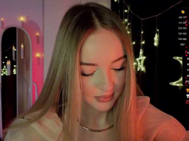 Nestyzz's BongaCams show and profile