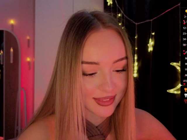 Nestyzz's BongaCams show and profile