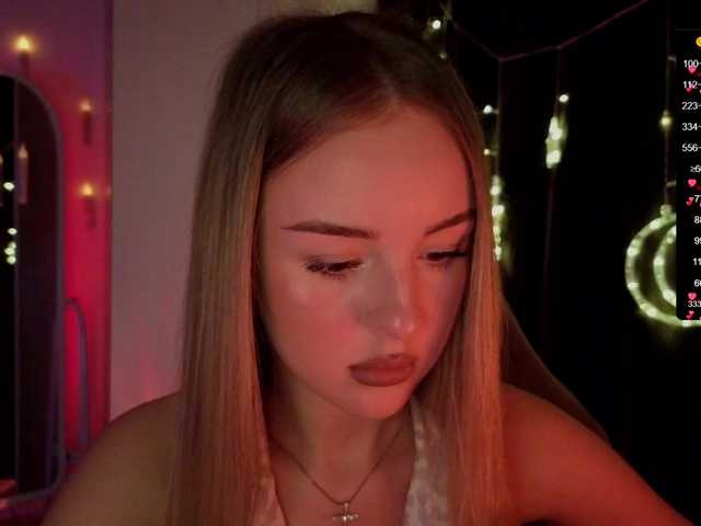 Nestyzz's BongaCams show and profile