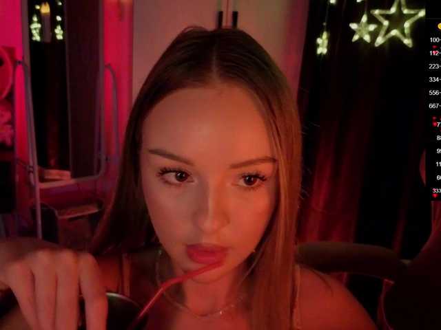 Nestyzz's BongaCams show and profile