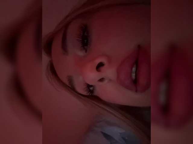 Nestyzz from BongaCams