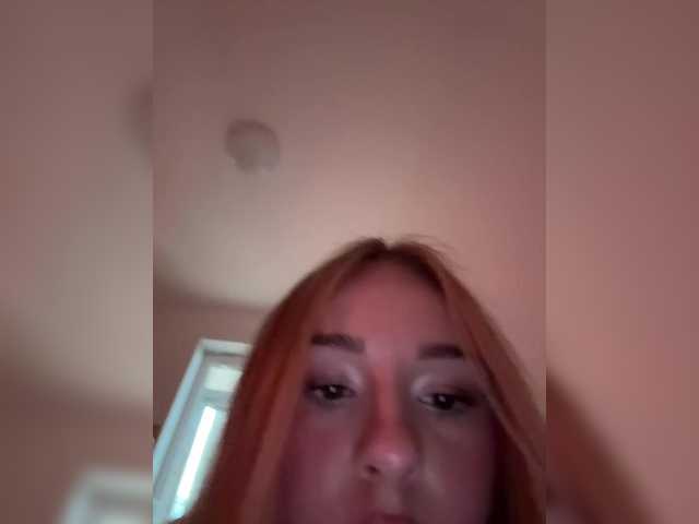 Nestyzz from BongaCams