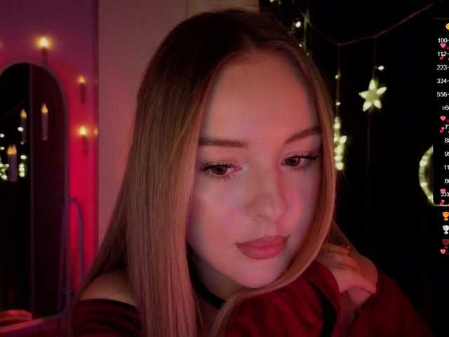 Nestyzz's BongaCams show and profile