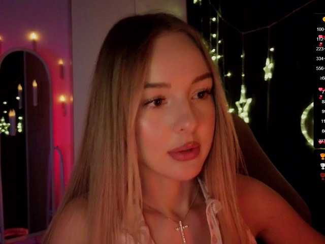 Nestyzz's BongaCams show and profile