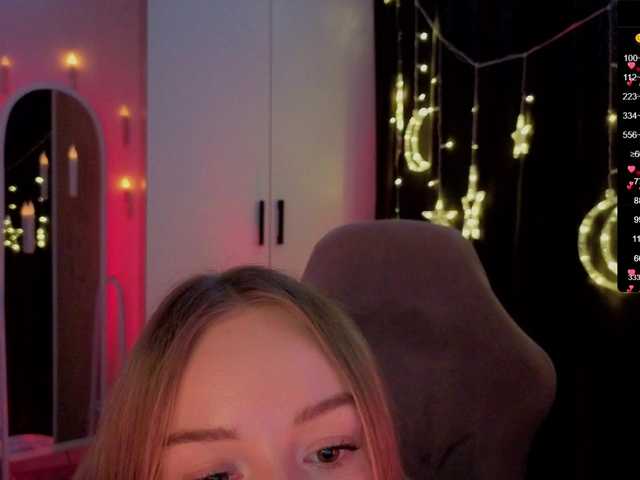 Nestyzz's BongaCams show and profile