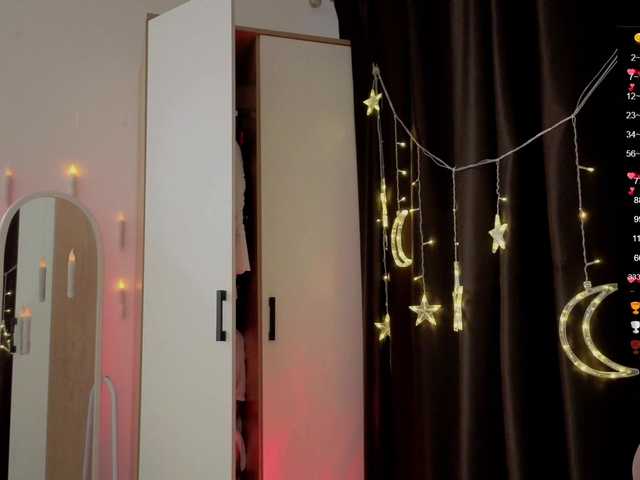 Nestyzz's BongaCams show and profile