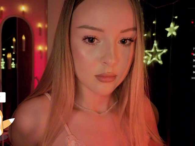 Nestyzz's BongaCams show and profile