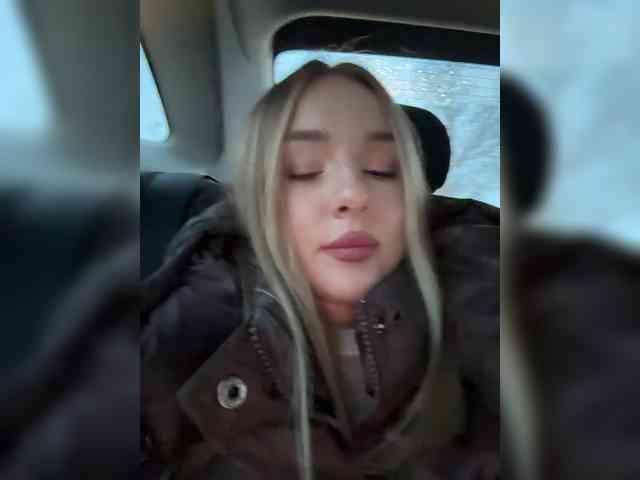 Nestyzz Live Webcam on BongaCams