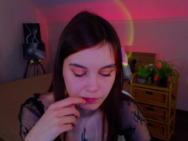 SusieMorris's BongaCams show and profile