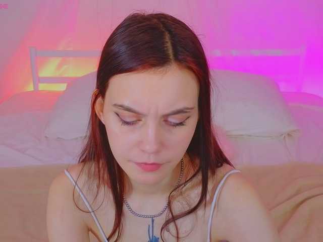  SusieMorris chat room