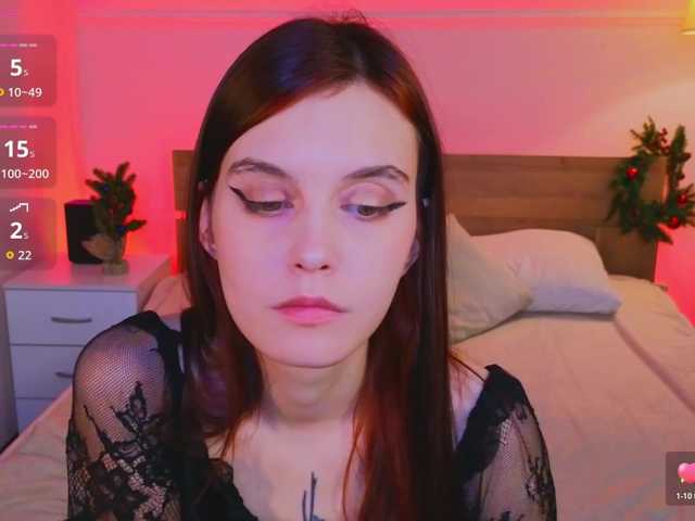  SusieMorris chat room