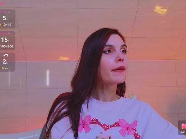  SusieMorris chat room