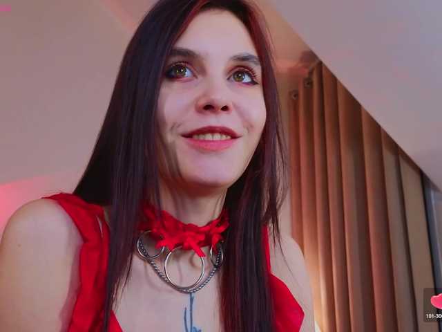  SusieMorris chat room