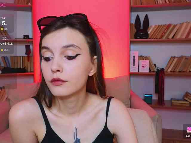 Модель: SusieMorris