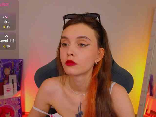 strip chat online SusieMorris