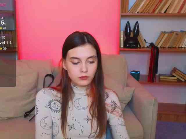naked chat SusieMorris