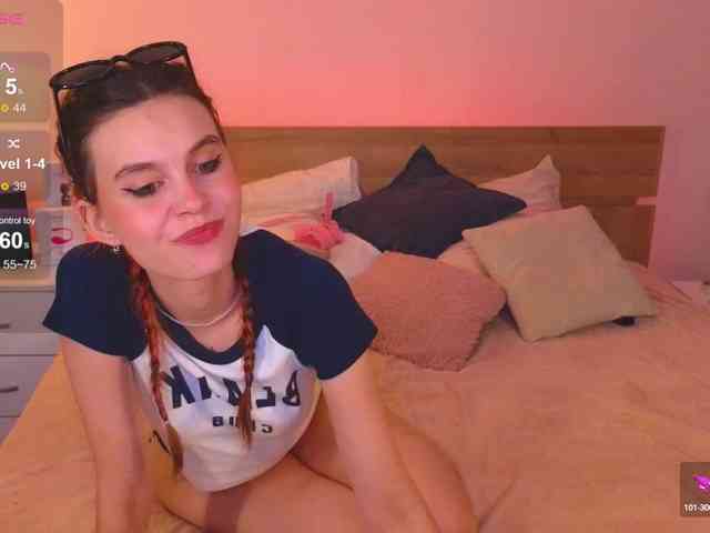 SusieMorris Live Webcam on BongaCams