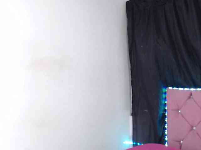 cataleyadivine Live Webcam on BongaCams