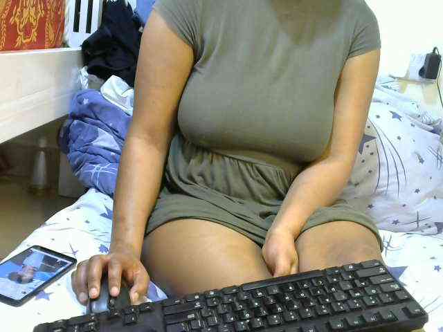 Queenlacey webcam