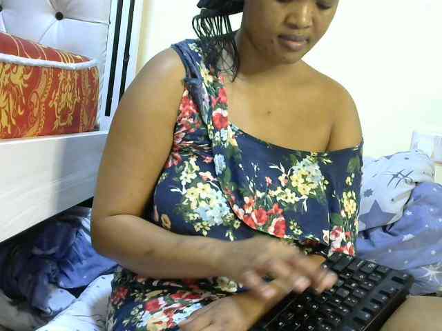Queenlacey webcam