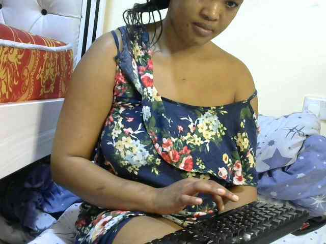 Queenlacey webcam