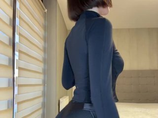 BabyDarii Porn Show