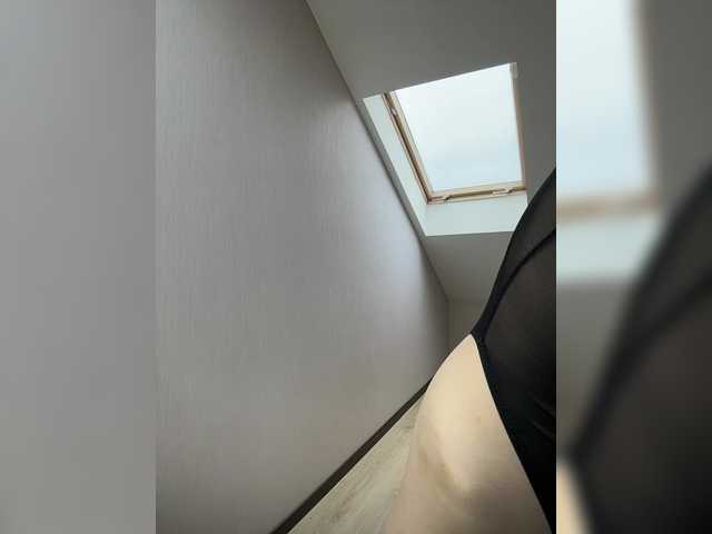 BabyDarii's BongaCams show and profile