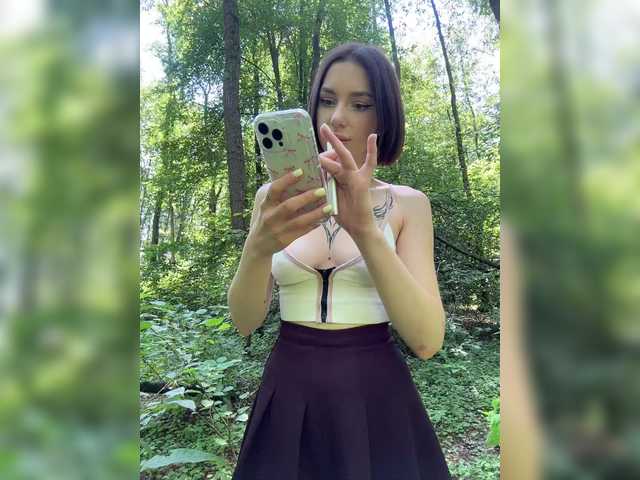 BabyDarii Live Webcam on BongaCams